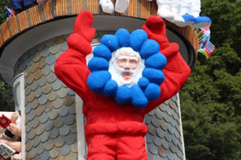 世相サンタを公開