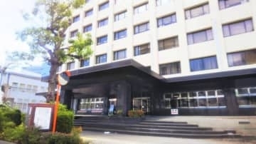 神戸・マンション女性刺殺事件 「叫ばれたので刺した」容疑者の男を殺人など4つの罪で起訴 神戸地検