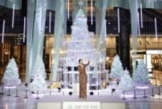 キラキラのアンミカさん、イルミネーションに魅了…グランフロント大阪 ～Winter Prism～