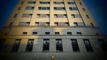 不祥事続く兵庫県警… 捜査で訪れた住宅で現金60万円盗む  女性警察官の自宅に盗撮用カメラ設置