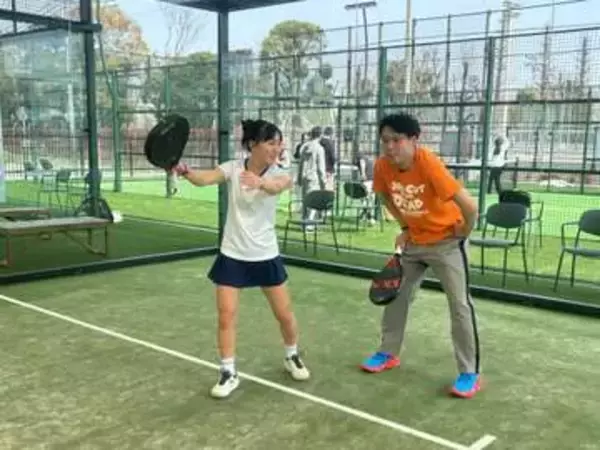 【初体験レポート】“終わらないラリー”に驚き　兵庫・尼崎の国内最大級拠点でパデルに挑戦