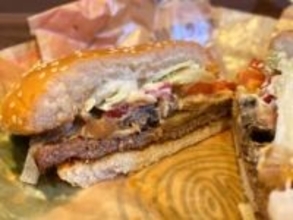 バーガーキングの秋がうますぎる！「マッシュルームワッパー」を全増しで食べてみた結果