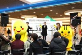 投票日、朝1番乗りが行う特別な“任務”とは？　神戸市内で選挙啓発イベント　模擬投票に254人参加