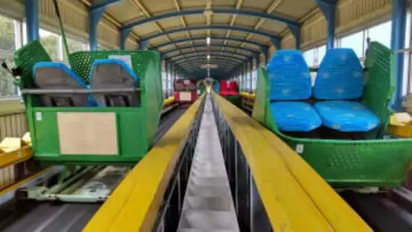 全国唯一・ゴトゴト揺れる昭和レトロ　須磨浦山上遊園の「カーレーター」60周年　記念イベント実施へ