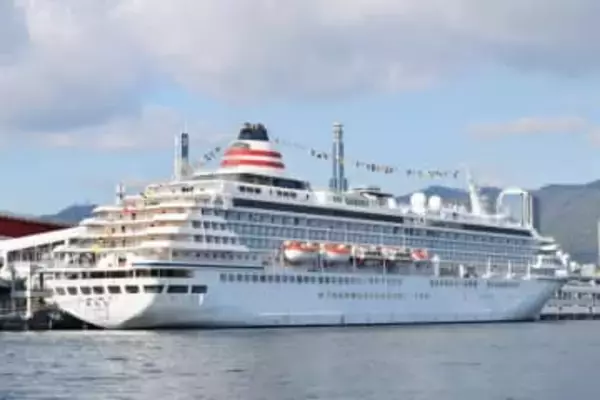 【神戸港】クルーズ客船4隻が初めて同時入港　14日、入場無料のフェスタ開催　記念セレモニーも