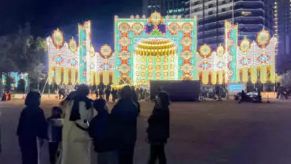 「光の彫刻に、うっとり」第31回神戸ルミナリエ・ハートフルデー　7000人訪れ