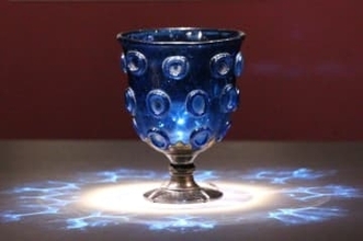 ここは宮廷?華麗なる空間広がる 奈良国立博物館 「第77回 正倉院展」 11月10日まで