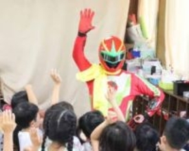 子どもの野菜嫌い解決するヒーロー“トマティーン”とは何者？　合言葉は「今日も一日頑張リコピン！」