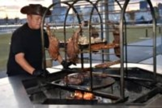 神戸ウォーターフロントエリアで手軽にBBQ料理　新アリーナそば、ロケーション抜群のレストラン登場