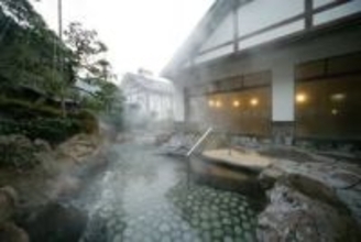 温泉を最初に見つけたのは「鳥」？それとも「お坊さん」？城崎に伝わる“湯の物語”とは【兵庫・豊岡】