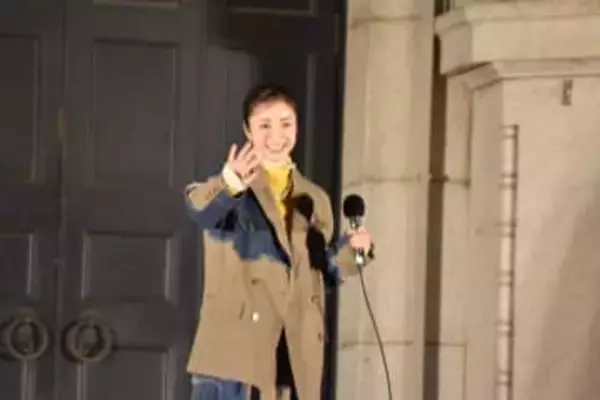 上戸彩　今年6度目の来阪に笑顔　「大阪は何回来ても最高に楽しいしワクワクする」