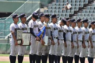 夏の高校野球兵庫大会　明石商、甲子園まであと一歩も「その一発で負けるというのを感じさせられた」