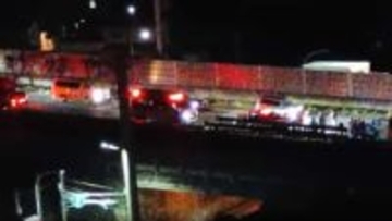 西広島バイパスで工事規制中のトラックに車が衝突　５人けが　広島市