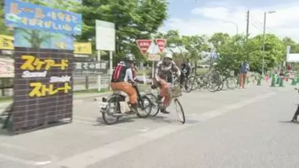 「自転車事故の被害・加害の半数以上に法令違反があった」　スタントマンによる自転車事故の再現も　広島で自転車マナーアップフェスタ
