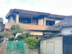 「2階から炎が見える」住宅1棟が燃える火事　家に住んでいたとみられる女性（70代）が死亡　夫は無事　広島・福山市
