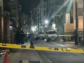 【続報】複数人が関与か　「家を訪ねてきた人に殴られた」エントランスには血も…　広島市中区のマンションで強盗傷害事件の可能性　警察が捜査