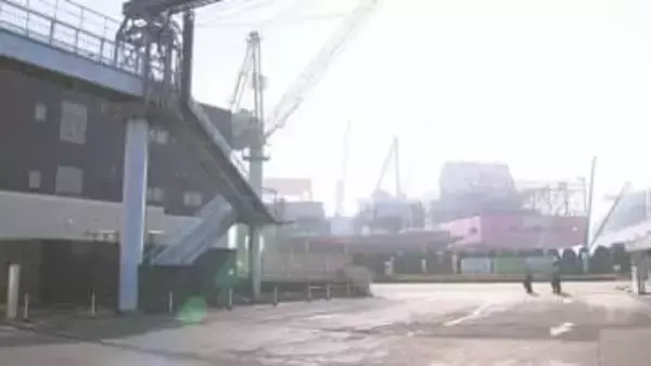 重さ200キロのパイプが衝突か　造船工場から「左足付近がえぐれて意識がもうろうとしている」と通報　加圧検査中の男性（54）が死亡