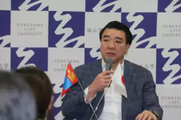 「モンゴルの子どもたちに日本への親しみ持ってほしい」学校運営する日馬富士公平さん　広島・福山市立大学の学生と交流