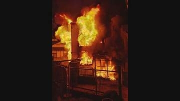 「１階の窓から火が…」広島市で住宅が全焼する火事　焼け跡から２人の遺体　70代の夫婦と連絡取れず　広島市安佐北区
