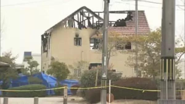 ２階で放火され屋外で致命傷か　東広島市男性殺害事件　警察は20日も現場検証続く　広島・東広島市