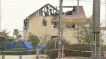 ２階で放火され屋外で致命傷か　東広島市男性殺害事件　警察は20日も現場検証続く　広島・東広島市