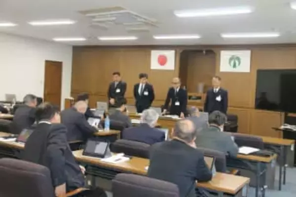 不適切な事務処理の内部調査で中間報告　４項目もの不適切事務を確認　市長「チェック機能が不十分で非常に深く反省」広島県府中市