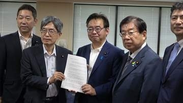 「原爆症認定審査の迅速化を」自民党の被爆者救済議連が厚労大臣に申し入れ
