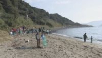 漂着ごみがたまりやすい福岡県宗像市の地島で大規模清掃「宗像『Save the Sea』活動」