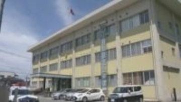 空き家の草木を放火の疑いで無職の男(46)を逮捕　「やっていない」容疑否認　周辺不審火との関連も捜査　福岡・嘉麻市