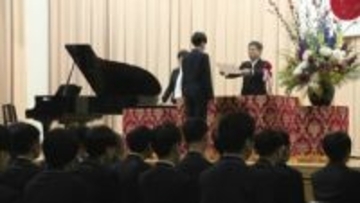 福岡市内の公立中学校で卒業式　「仲間との絆と経験を力に変え一歩一歩歩んでいきます」1万3000人が巣立ちの春