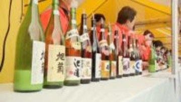 老舗蔵元も廃業の久留米市で恒例の「城島酒蔵びらき」開催　輸出に注力の蔵元も