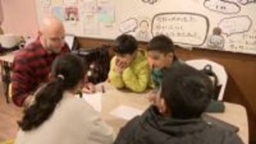 ”吉塚市場リトルアジアマーケット”　福岡で働く外国人とその子供たち　「一緒に暮らしていけるように」