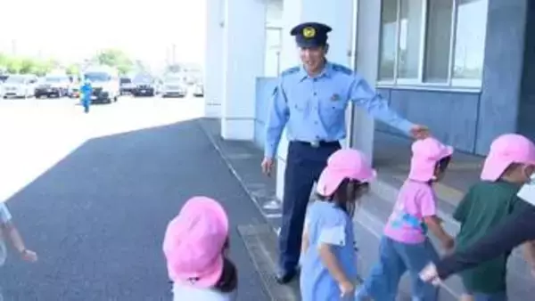 ”保育所の建物が倒壊のおそれ”大規模地震を想定し警察官や保育園児たちが訓練　佐賀市