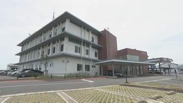 誤って海に落ちたか　軽トラ運転の７０代男性が死亡　佐賀・太良町
