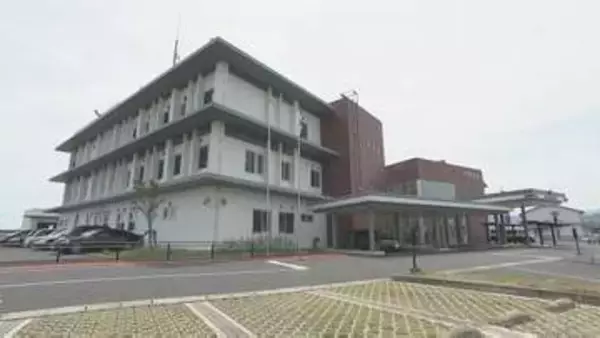 誤って海に落ちたか　軽トラ運転の７０代男性が死亡　佐賀・太良町