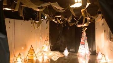 八幡大空襲の記憶　街を覆った「黄色い煙」　体験を聞き取りアート作品に
