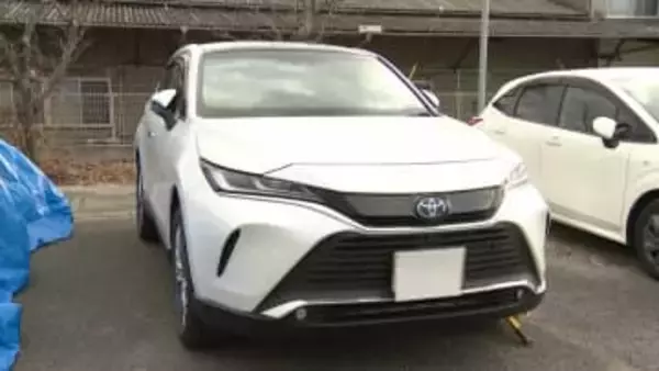 自転車に乗っていた高齢男性　乗用車にはねられ死亡　運転していた自称会社員の女逮捕　佐賀市