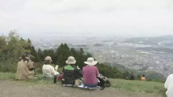 篠栗春らんまんハイキング　小学生も93歳男性も　新緑の魅力を楽しむ3コース