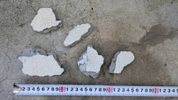 今年度25件目･・・相次ぐ落下物　市営住宅で共用階段の天井からコンクリート落下　福岡県北九州市