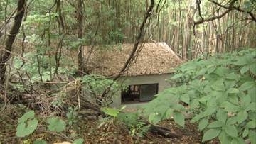 肝試しで空き家に入った男女3人が発見した白骨化遺体　生存していれば74歳の男性と判明　10年～15年ほど前に死亡か