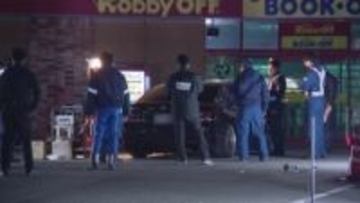 「迷惑性の高い改造車両には乗らないで」警察が不正改造車や暴走族を取締り→一晩で整備不良など10人検挙