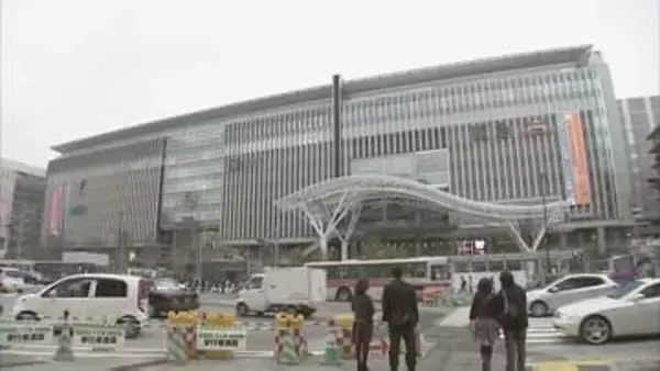 ｢外国人がトイレにこもっていた｣駅ビル男子トイレの個室に不法侵入か　｢フリーWi-Fiを利用するため｣20歳ネパール国籍の男を逮捕