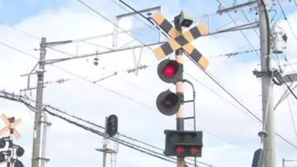 ＪＲ日豊線の踏切で人身事故　３時間以上運転見合わせ