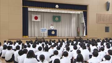 福岡県の多くの小中学校で終業式　宗像市は空調完備の体育館で　18日から夏休みへ