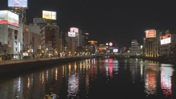 「事故を起こした人がけんか」福岡市中洲でワゴン車が逃走図るもガードレールに衝突　男を飲酒運転の疑いで逮捕