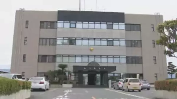 基準値の７倍超　酒気帯び運転容疑で６７歳の自称介護士の女を逮捕