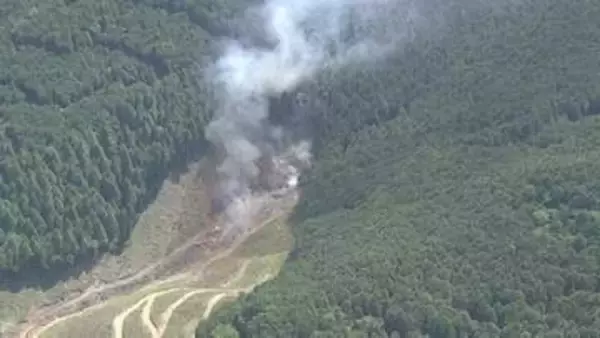 「草刈り機を置いたら発火した」福岡県久留米市で山林火災　消防車8台とヘリコプターが出動