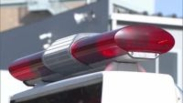 車2台が絡む正面衝突事故　軽乗用車が中央線をはみ出したか　軽乗用車運転の男性が意識不明の重体