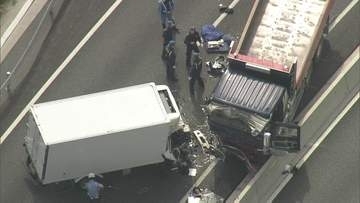 「逆走してトラックにぶつかった」ダンプカー運転の男（69）を過失運転致死の疑いで逮捕　トラックの運転手が死亡した事故　福岡県篠栗町・八木山バイパス