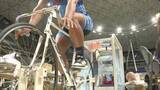「「競輪選手を目指してくれる子供たちが増えてくれたら」自転車のかき氷“チャリ氷”　北九州メディアドーム夏まつり　30日まで」の画像1